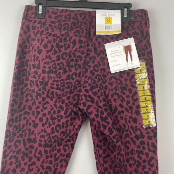 Social Standard by Sanctuary. Cheetah Print Ankle Skinny Jeans. Size 8. NWT. - Picture 7 of 14